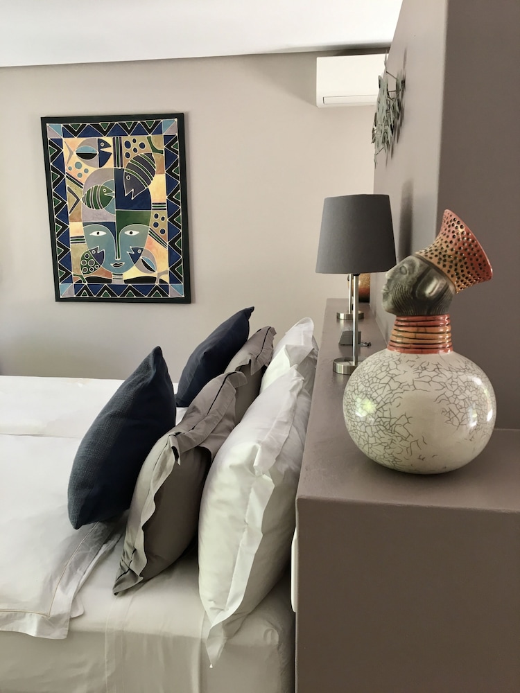 lily pond country lodge