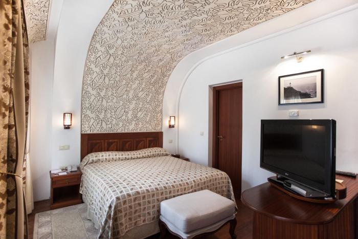 grand hotel villa de france