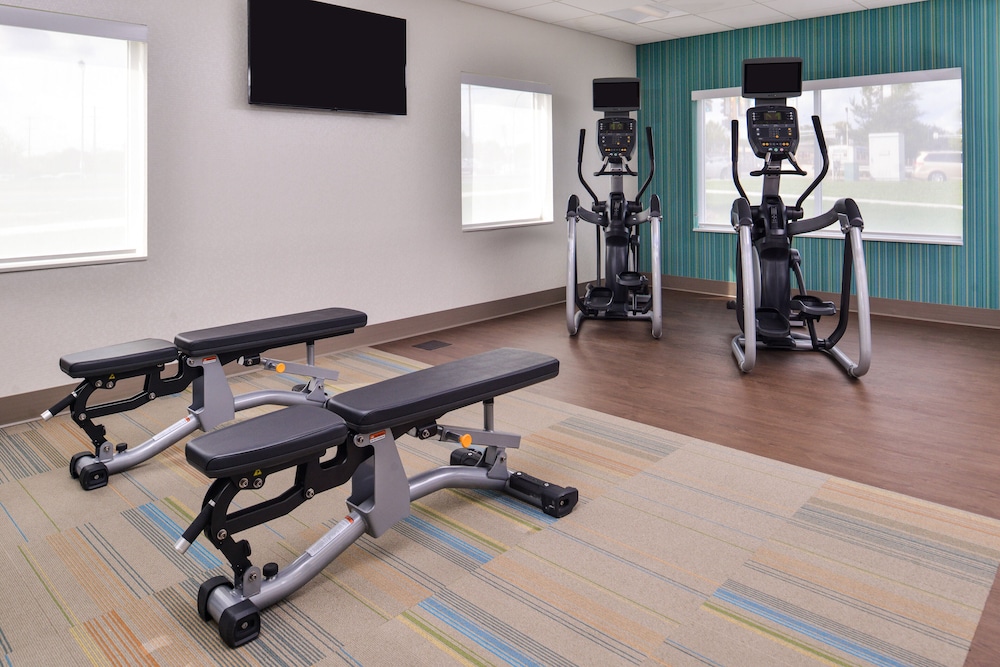 holiday inn express and suites bloomington w mall