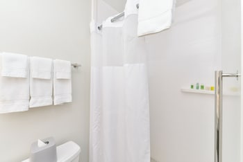 Holiday Inn Express & Suites Bloomington W Mall,Minneapolis>>Bloomington,3 star
