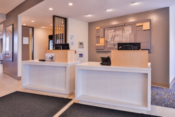Holiday Inn Express & Suites Bloomington W Mall,Minneapolis>>Bloomington,3 star