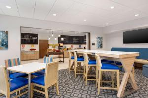 hampton inn bloomsburg