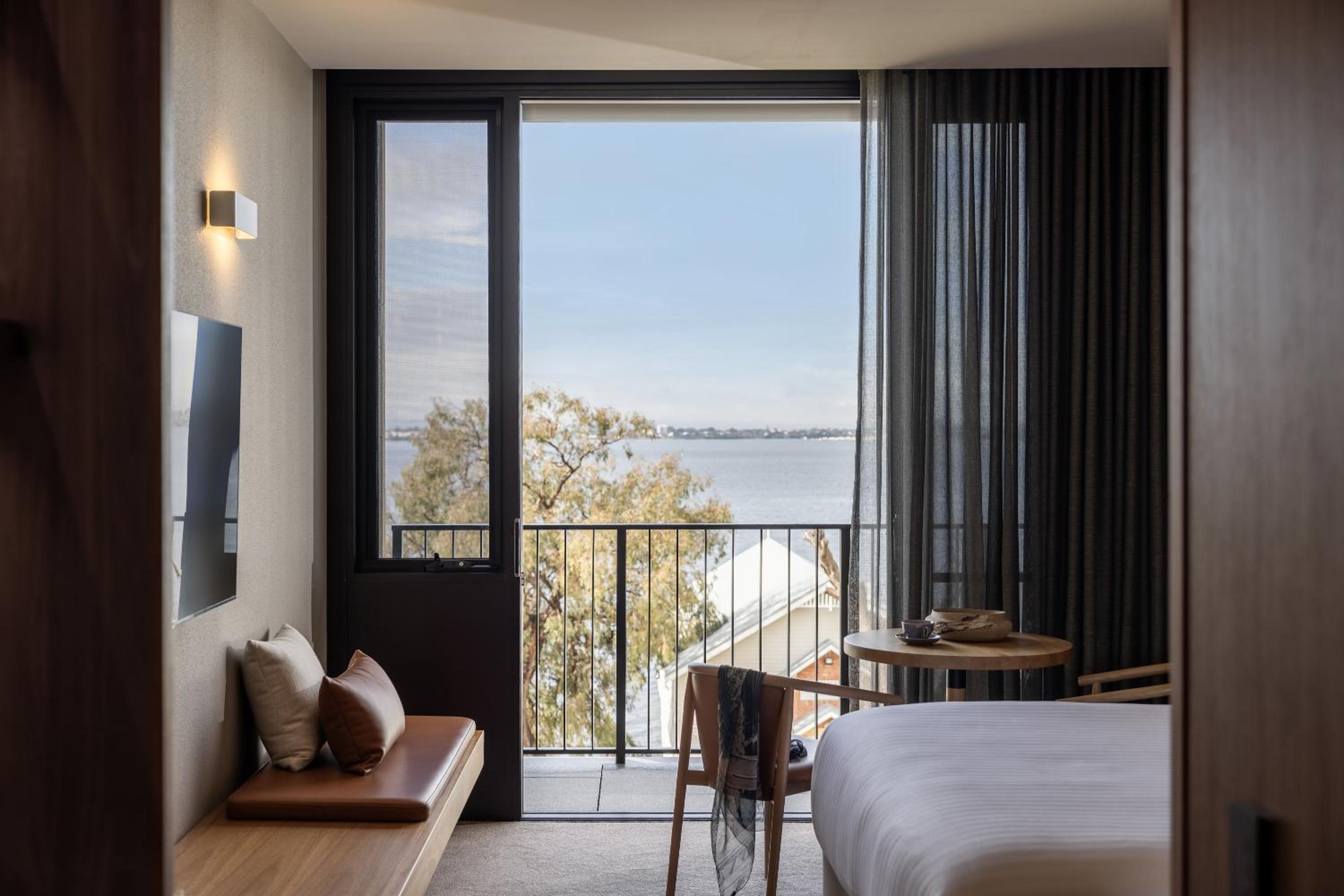 wonil hotel perth handwritten collection