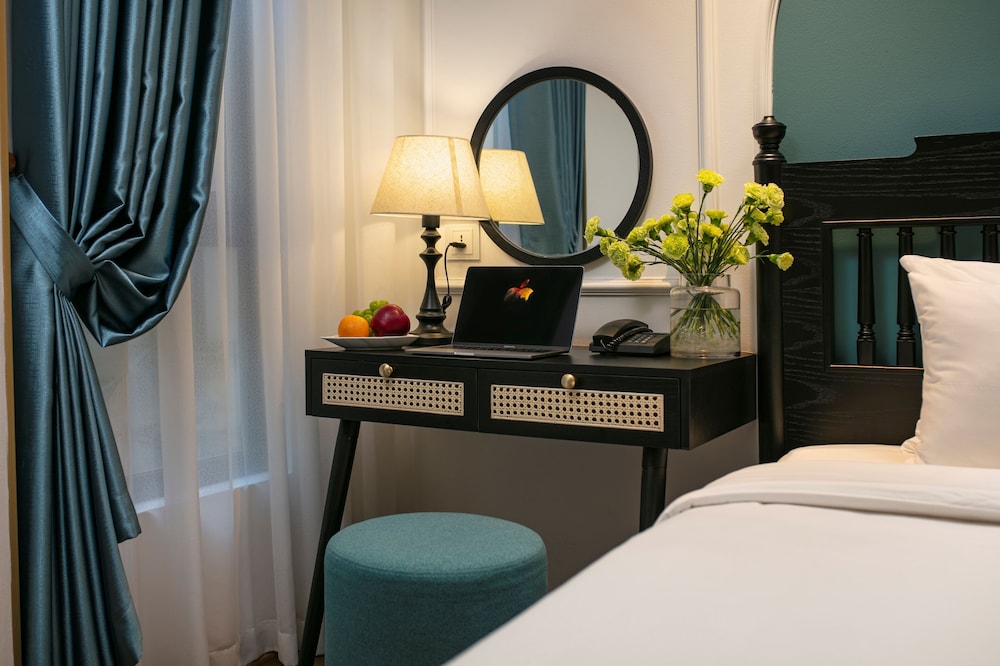 hotel de rond hanoi