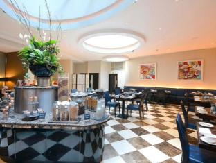 montcalm east autograph collection