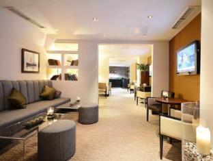 montcalm east autograph collection