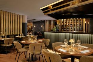 montcalm east autograph collection