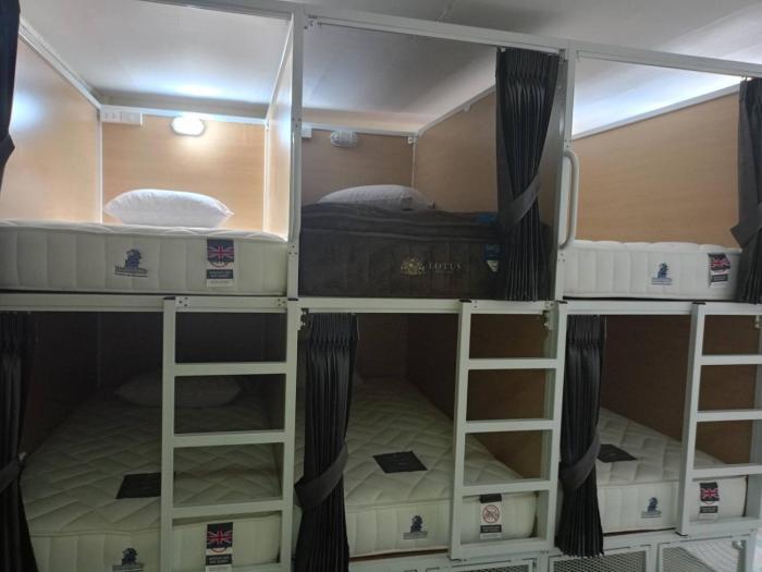 high5 guesthouse