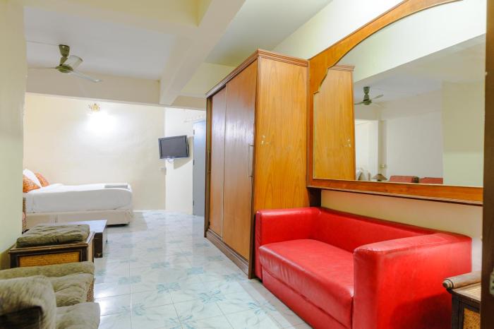 high5 guesthouse