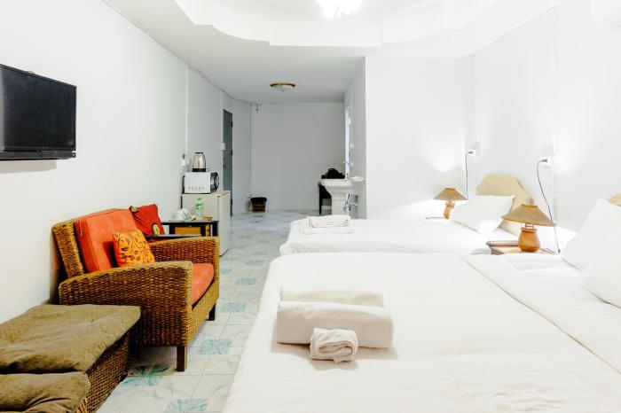 high5 guesthouse