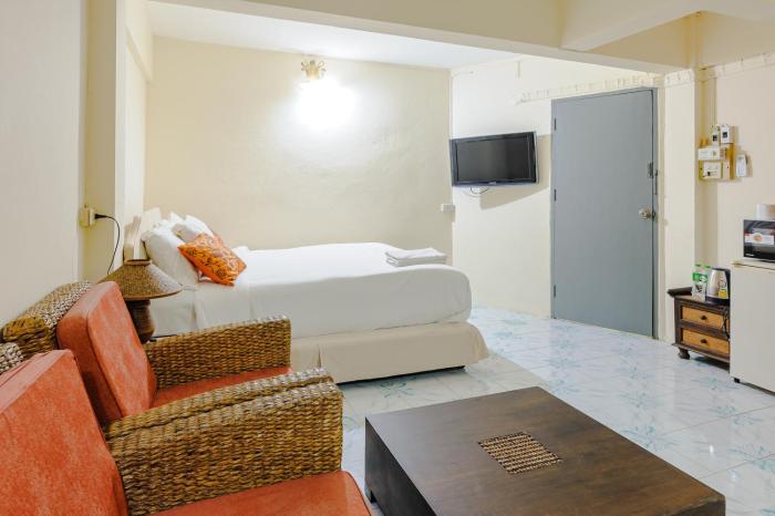 high5 guesthouse