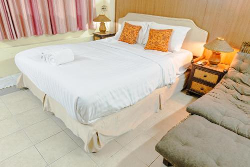 high5 guesthouse