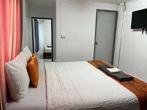 high5 guesthouse