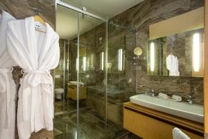 best western premier ark hotel