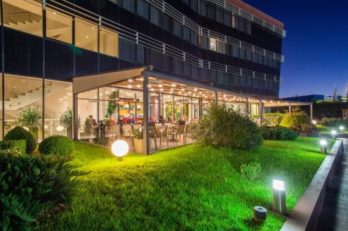best western premier ark hotel