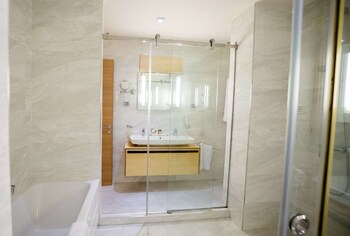 best western premier ark hotel