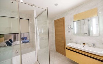 best western premier ark hotel