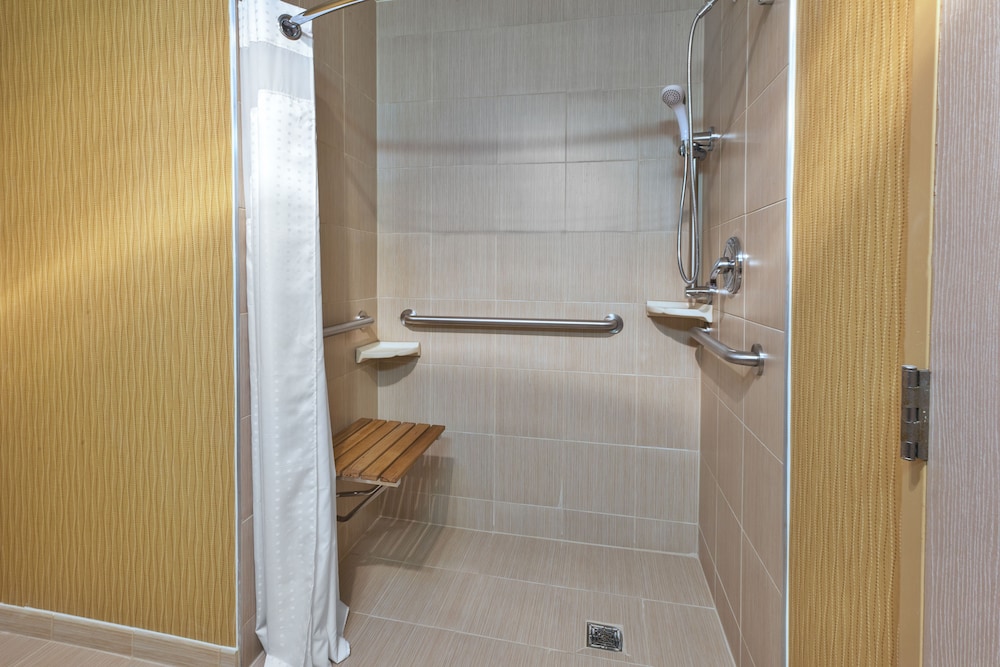 holiday inn and suites bolingbrook by ihg