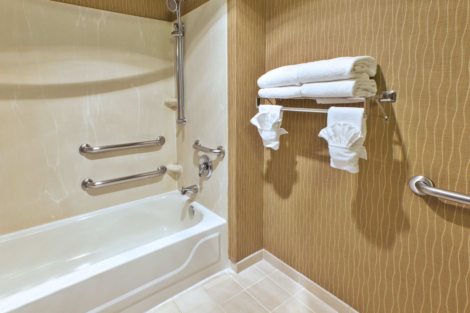 holiday inn and suites bolingbrook by ihg