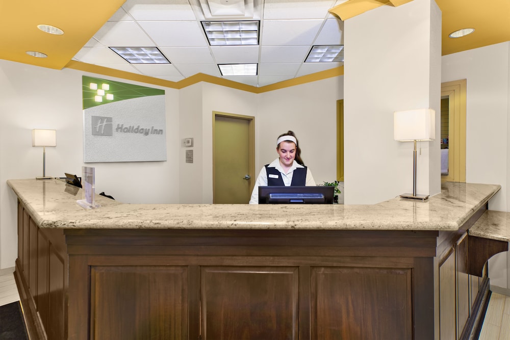 holiday inn and suites bolingbrook by ihg
