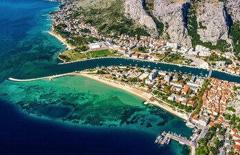omis