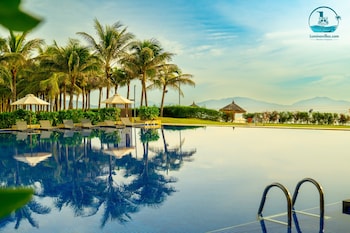 lumina villas cam ranh