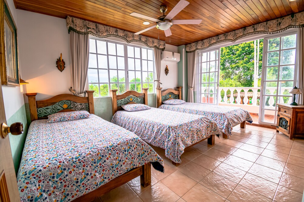 chalet villa puebla