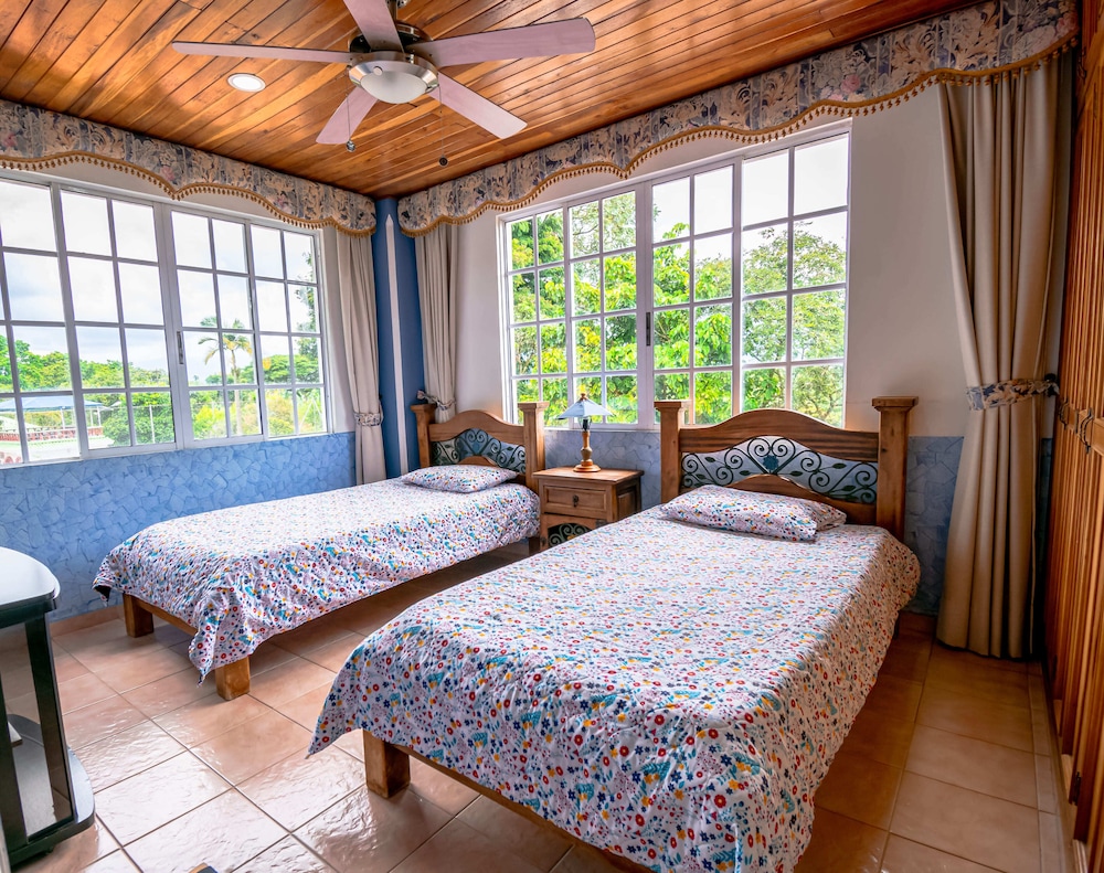 chalet villa puebla