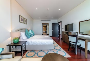 luxe getaways palm jumeirah