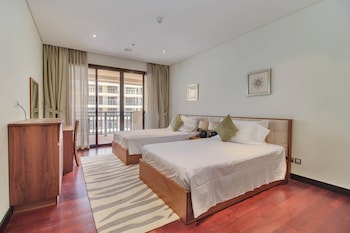 luxe getaways palm jumeirah