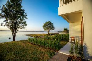 lake house naka cave