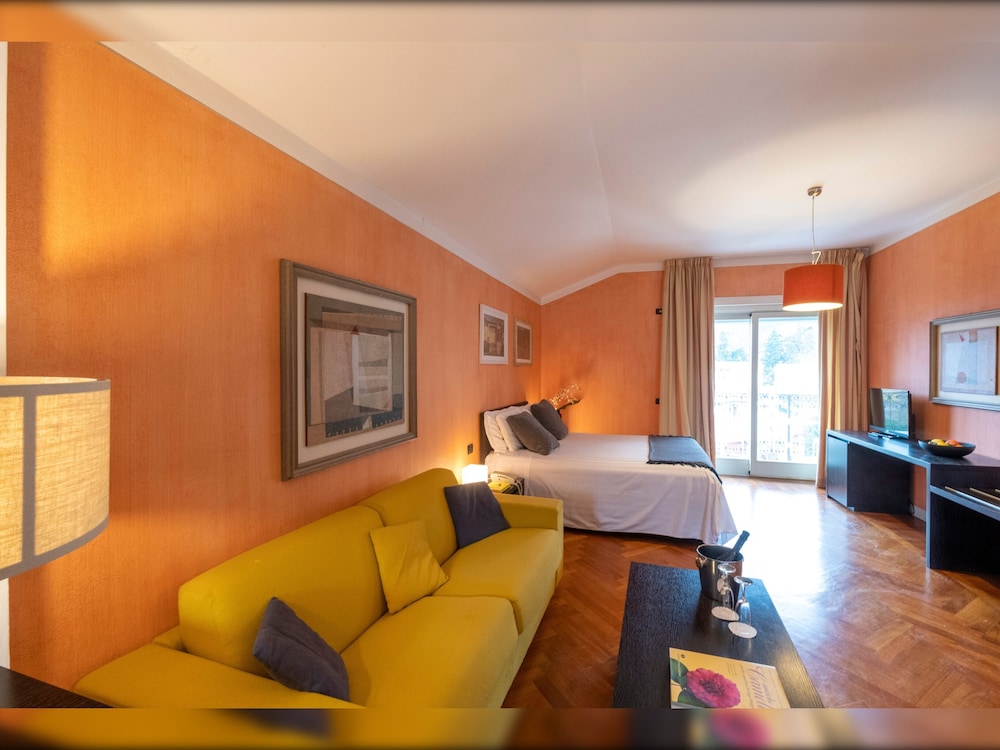 aquazzurra resort and aparthotel