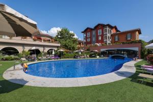 aquazzurra resort and aparthotel