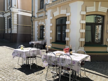 gonchar hotel