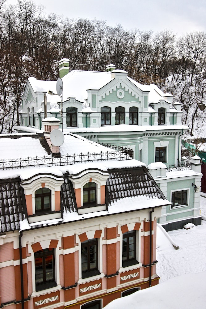 gonchar hotel