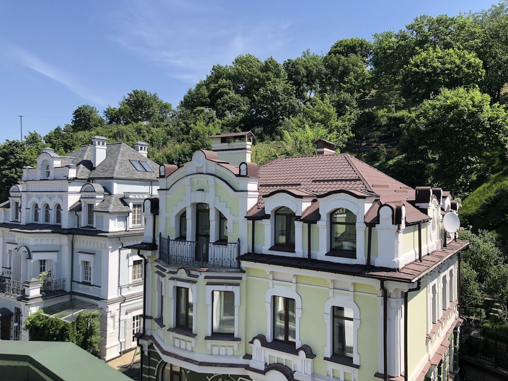 gonchar hotel