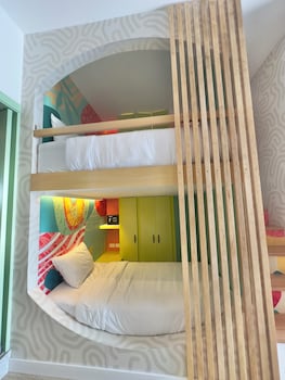 the nomadic design hostel