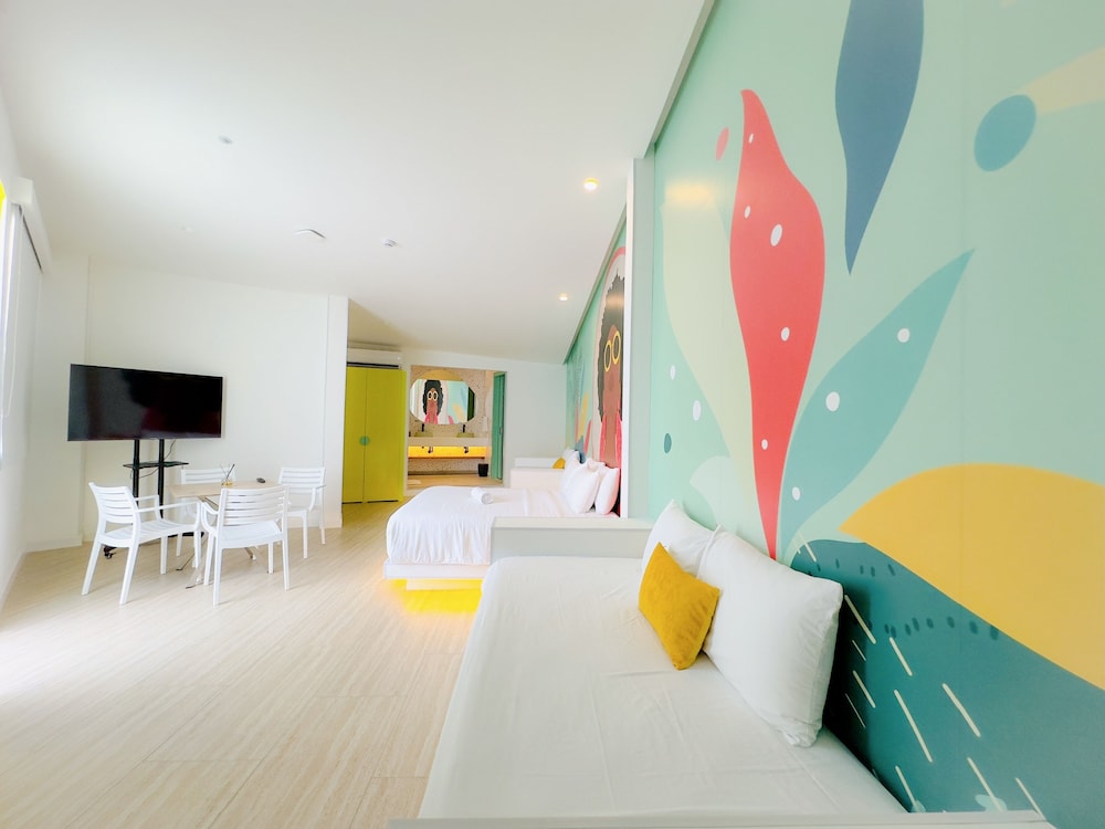 the nomadic design hostel