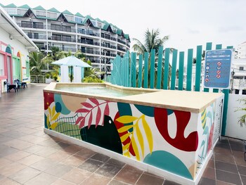 the nomadic design hostel