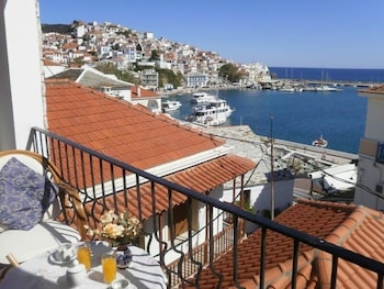 skopelos