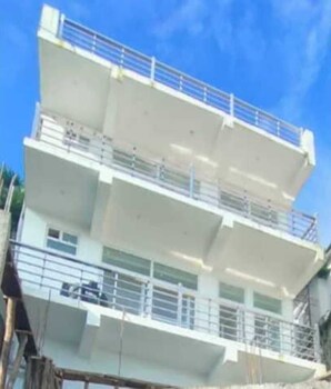 360 Degree View Homestay,India>>Mussoorie,2 star