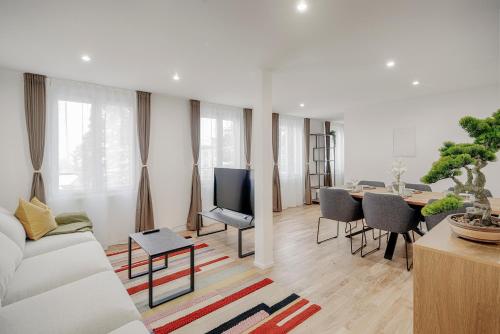 eh apartments jupiter