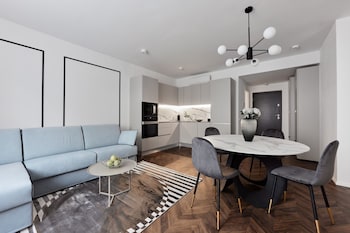 the amberlyn suite hotel