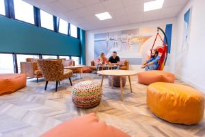 The People Le Havre,Seine-Maritime>>Le Havre,2 star