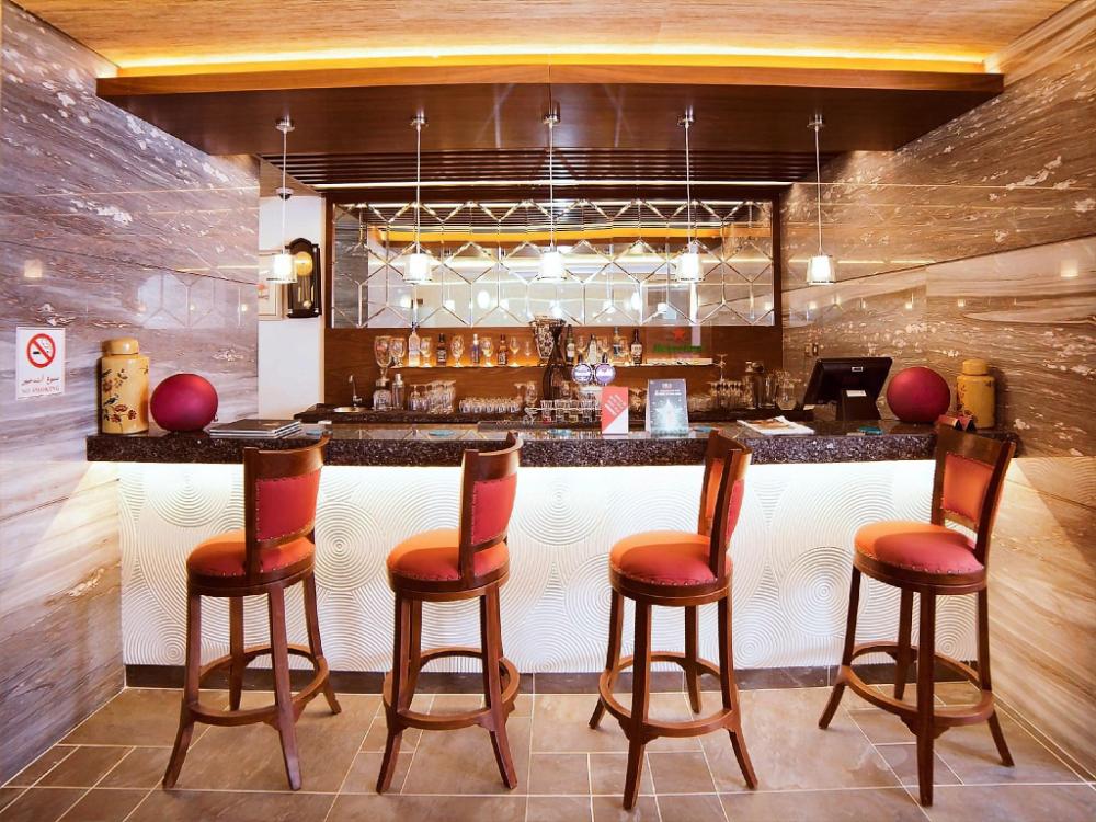 raviz center point hotel