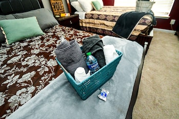 attractive 3 bed townhouse with king bed