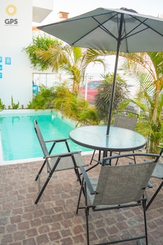 soho life apartments