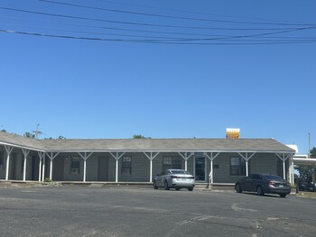 Llano Motel,United States Of America>>Llano,2.5 star