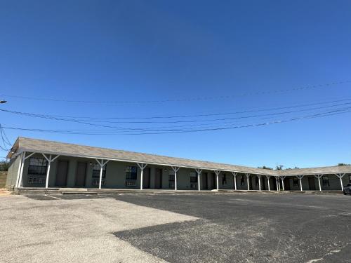 llano motel