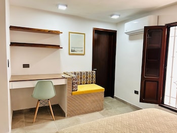 meson del capitan apartments